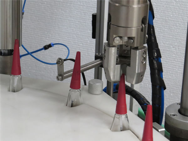 Nail Polish Filling And Capping Machine